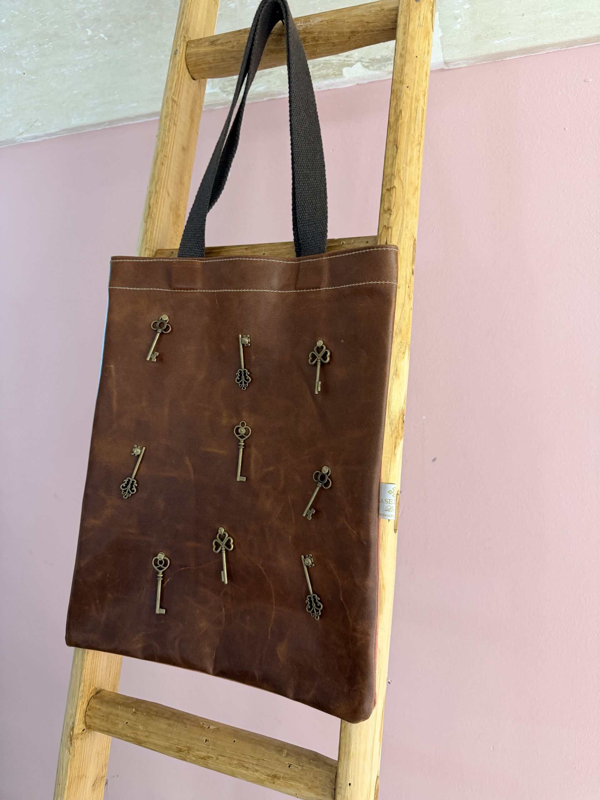 CONCLAVE 16 mini pop bag - immagine 2
