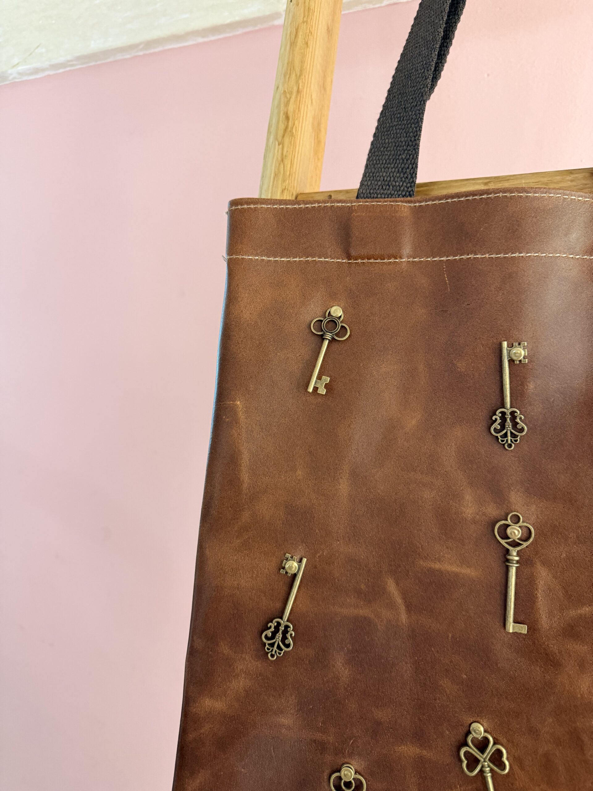 CONCLAVE 16 mini pop bag - immagine 3
