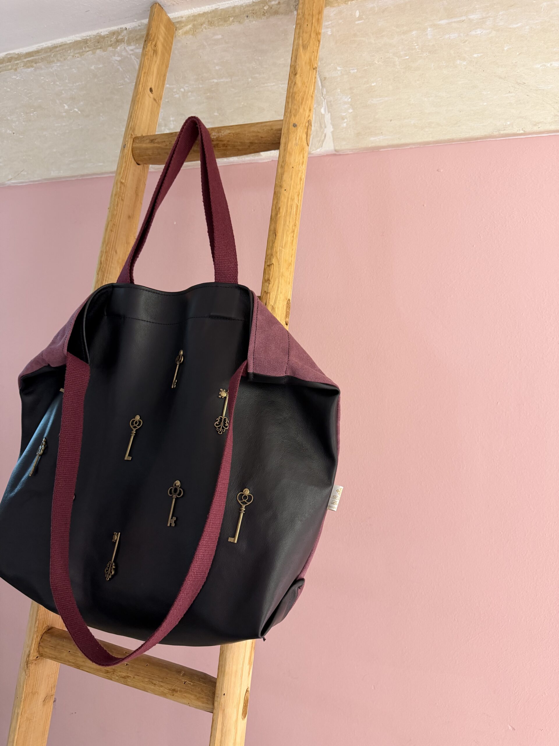 CONCLAVE 15 pop bag - immagine 2