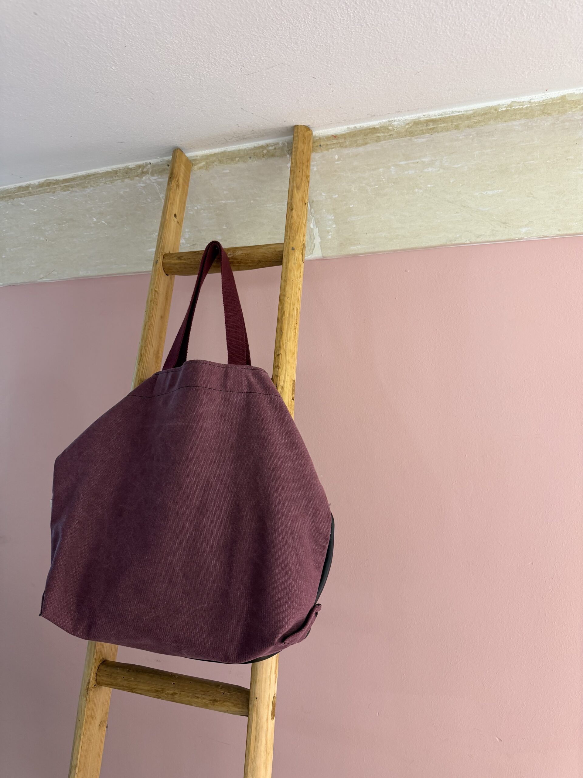 CONCLAVE 15 pop bag - immagine 4