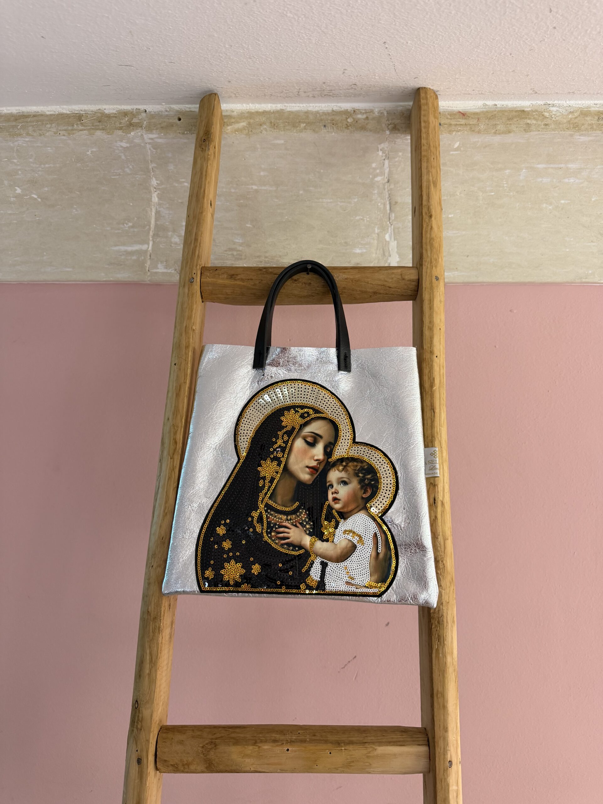 CONCLAVE 18 micro pop bag