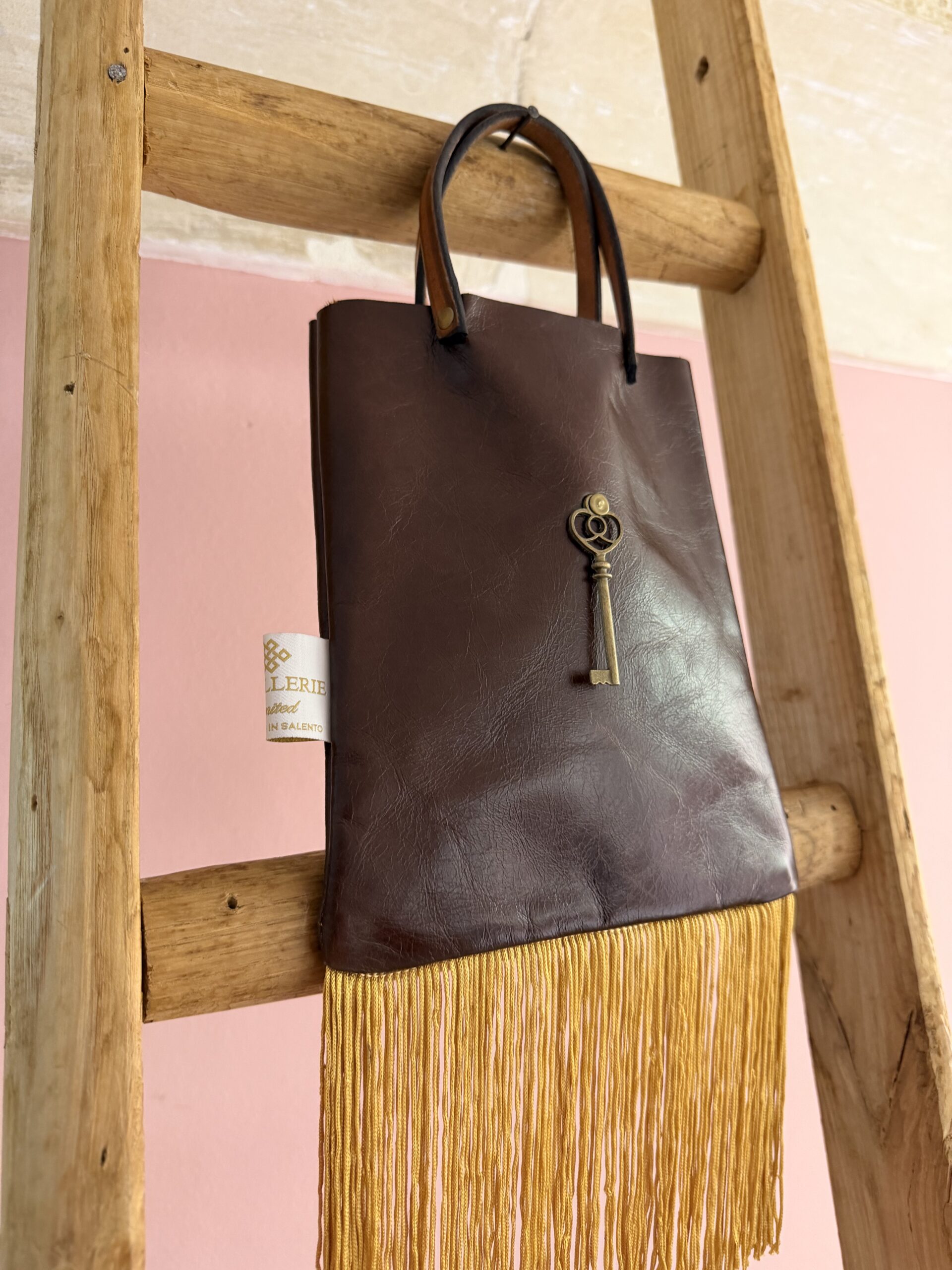 CONCLAVE 24 micro pop bag